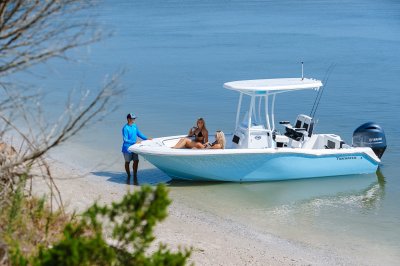 Tidewater Boats 2025 CC